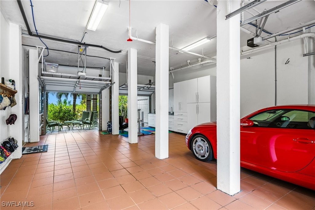 Sanibel, Florida, 33957, United States, 4 Bedrooms Bedrooms, ,4.5 BathroomsBathrooms,Residential,Forsale,1971933