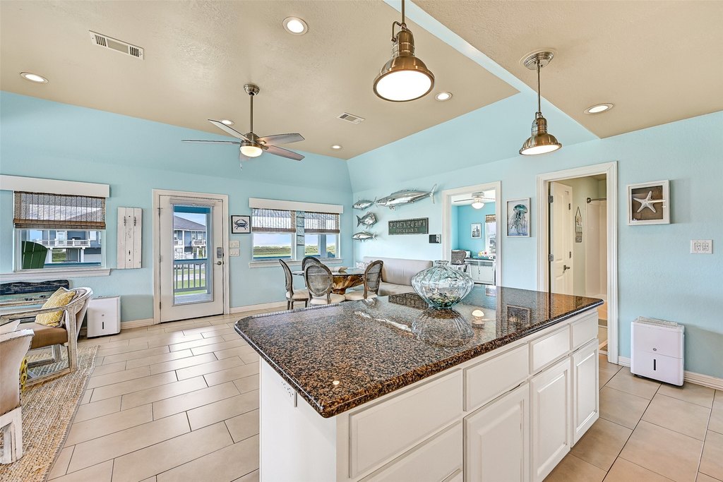 Crystal Beach, Texas, 77650, United States, 3 Bedrooms Bedrooms, ,2 BathroomsBathrooms,Residential,Forsale,1889108