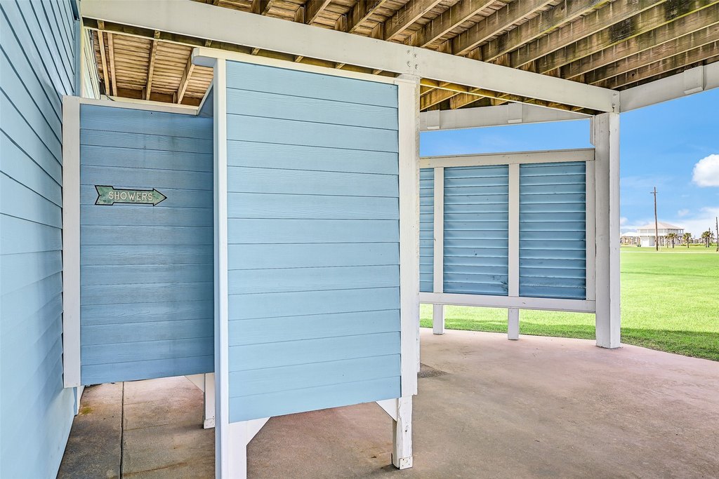 Crystal Beach, Texas, 77650, United States, 3 Bedrooms Bedrooms, ,2 BathroomsBathrooms,Residential,Forsale,1889108