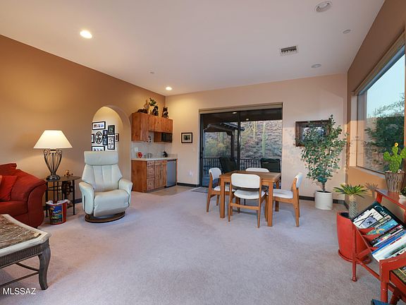 Tucson, Arizona, 85745, United States, 4 Bedrooms Bedrooms, ,3 BathroomsBathrooms,Residential,Forsale,1893884