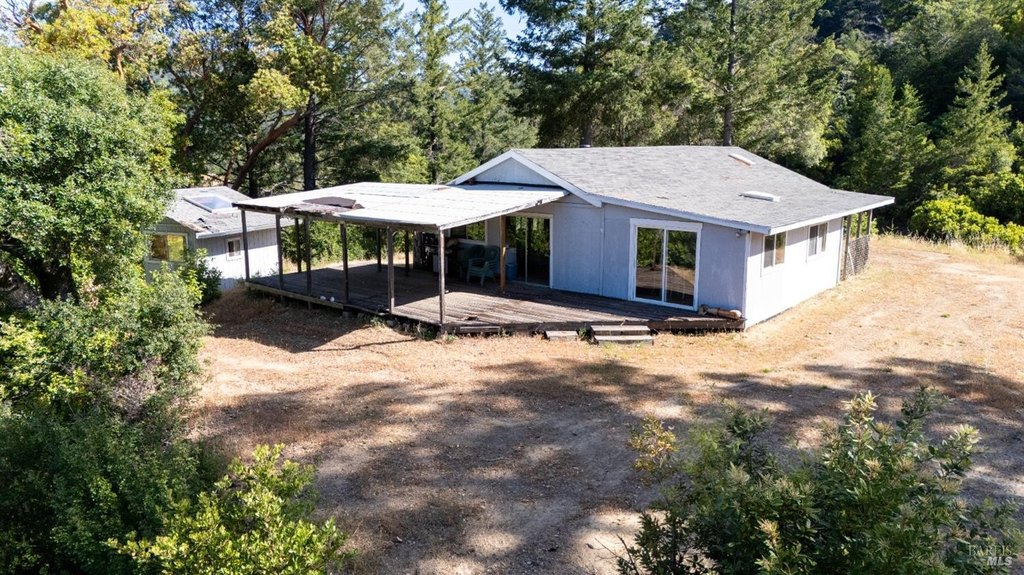 Cloverdale, California, 95448, United States, 3 Bedrooms Bedrooms, ,1 BathroomBathrooms,Residential,Forsale,1953121