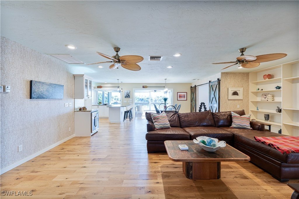 Sanibel, Florida, 33957, United States, 3 Bedrooms Bedrooms, ,2 BathroomsBathrooms,Residential,Forsale,1971950