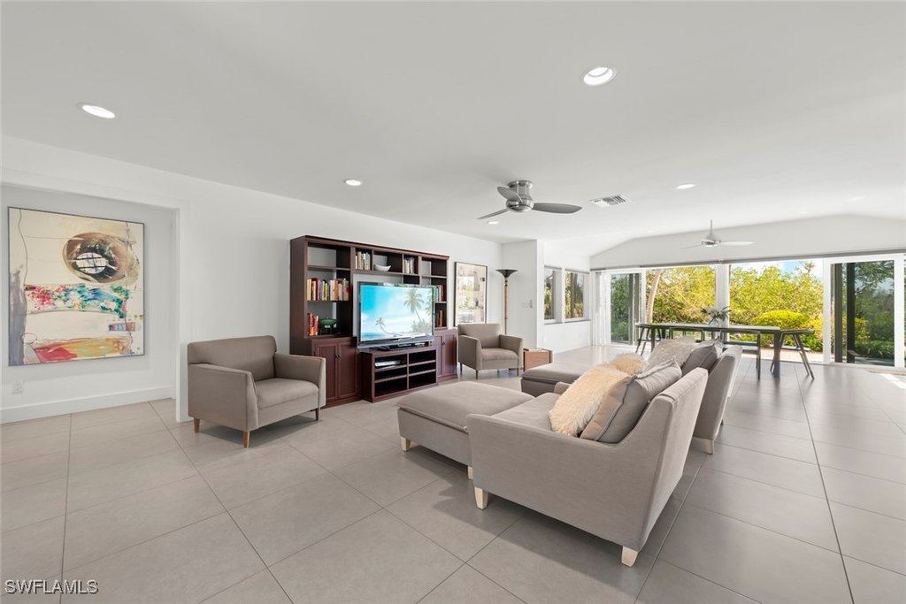 Captiva, Florida, 33924, United States, 3 Bedrooms Bedrooms, ,3.5 BathroomsBathrooms,Residential,Forsale,1886393
