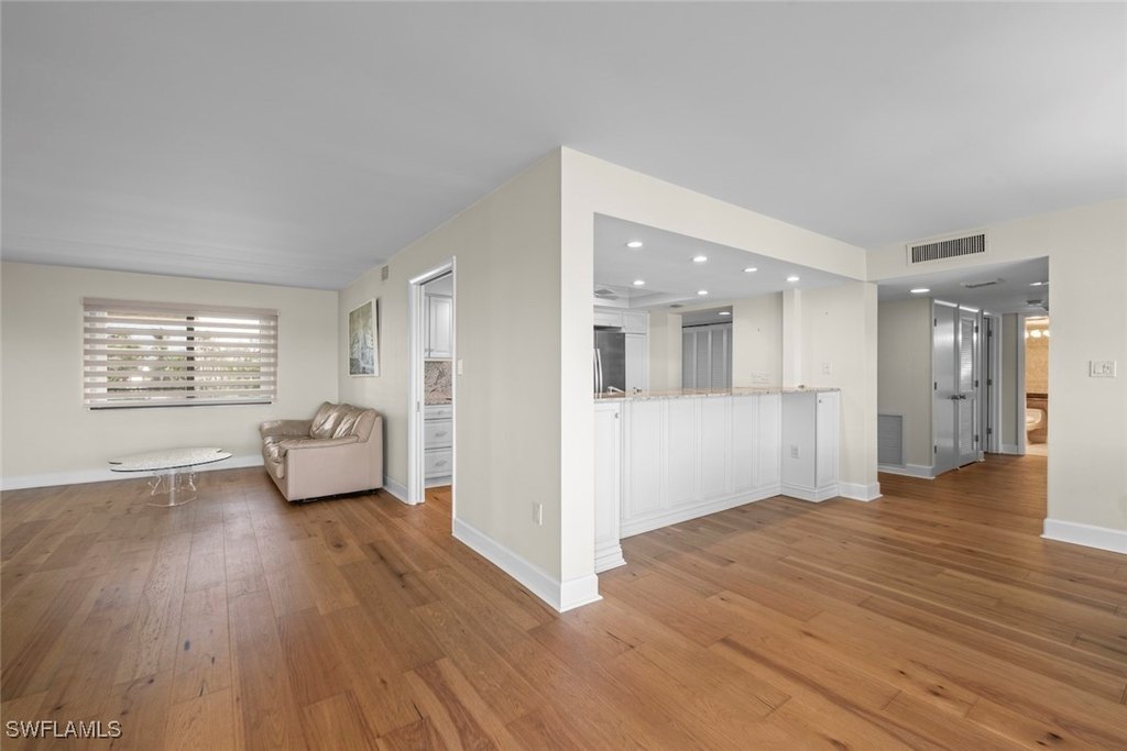 Sanibel, Florida, 33957, United States, 2 Bedrooms Bedrooms, ,2 BathroomsBathrooms,Residential,Forsale,1886373