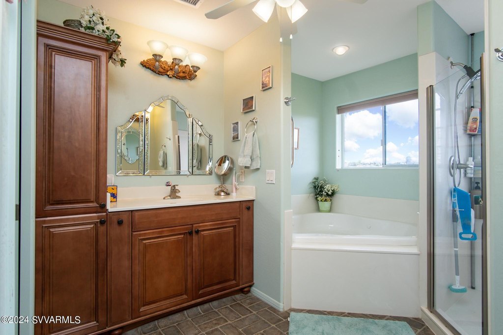 Cornville, Arizona, 86325, United States, 3 Bedrooms Bedrooms, ,3 BathroomsBathrooms,Residential,Forsale,1886216