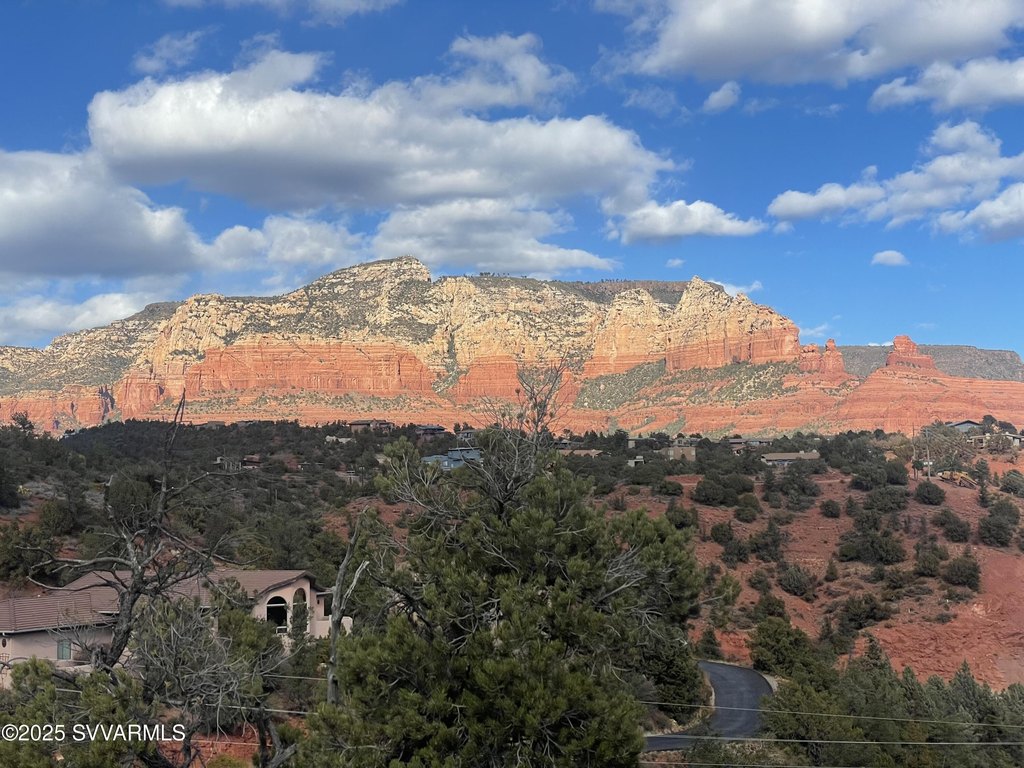 Sedona, Arizona, 86336, United States, 3 Bedrooms Bedrooms, ,4 BathroomsBathrooms,Residential,Forsale,1990081