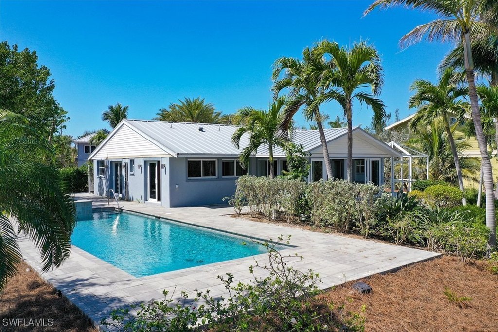 Captiva, Florida, 33924, United States, 3 Bedrooms Bedrooms, ,3.5 BathroomsBathrooms,Residential,Forsale,1886393