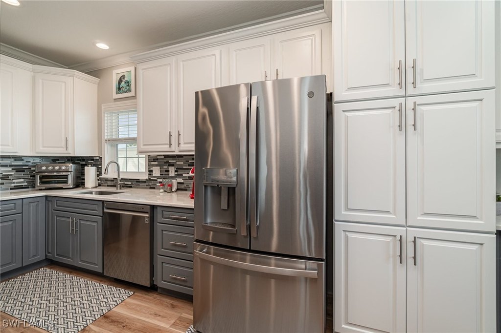 Fort Myers Beach, Florida, 33931, United States, 2 Bedrooms Bedrooms, ,2 BathroomsBathrooms,Residential,Forsale,2004772