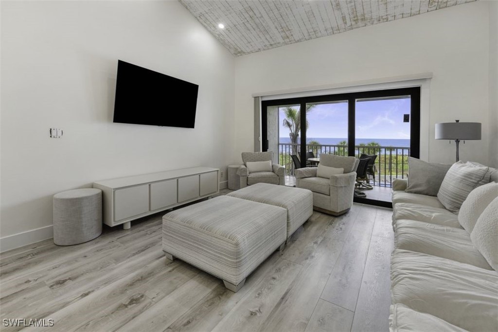 Captiva, Florida, 33924, United States, 4 Bedrooms Bedrooms, ,3 BathroomsBathrooms,Residential,Forsale,1886375