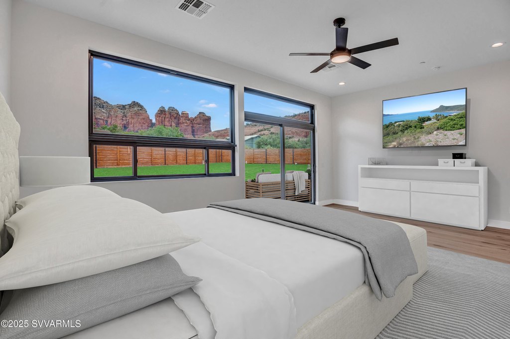 Sedona, Arizona, 86336, United States, 5 Bedrooms Bedrooms, ,5 BathroomsBathrooms,Residential,Forsale,1919195