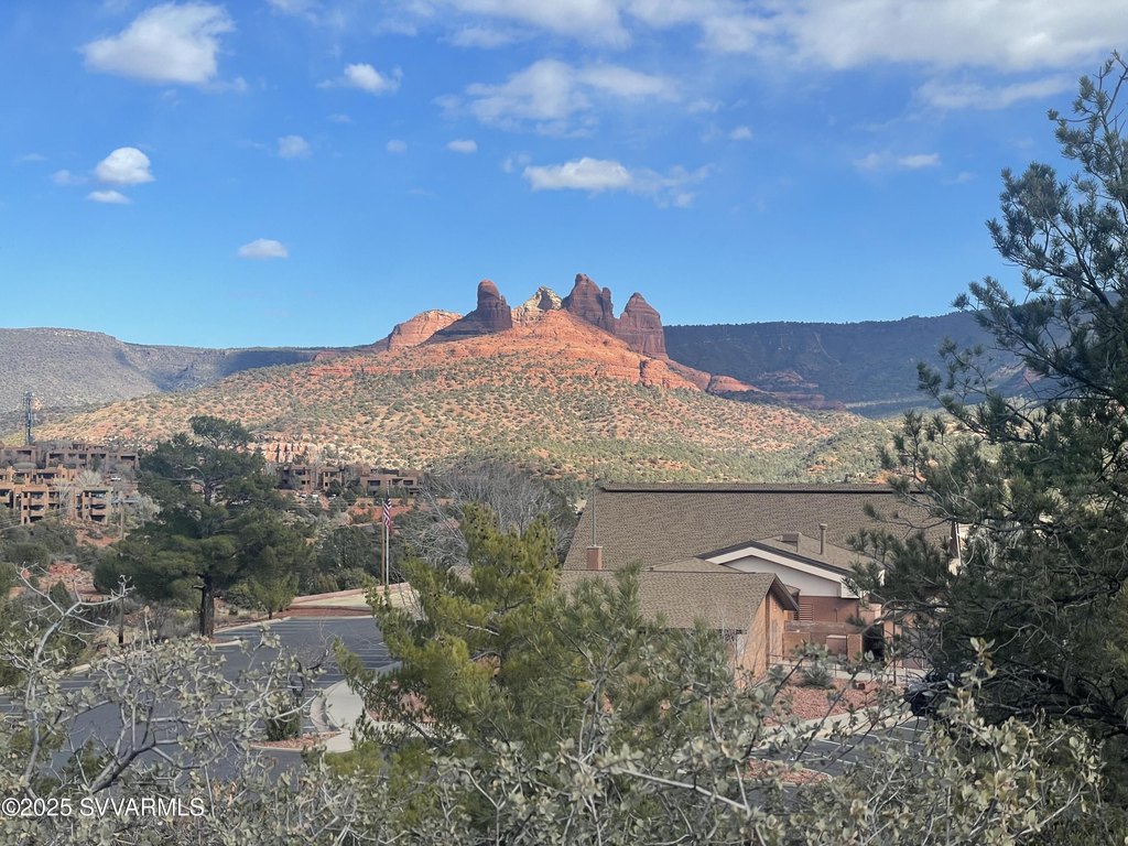 Sedona, Arizona, 86336, United States, 3 Bedrooms Bedrooms, ,4 BathroomsBathrooms,Residential,Forsale,1990081