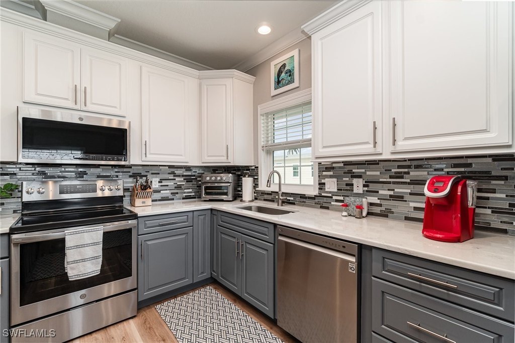 Fort Myers Beach, Florida, 33931, United States, 2 Bedrooms Bedrooms, ,2 BathroomsBathrooms,Residential,Forsale,2004772