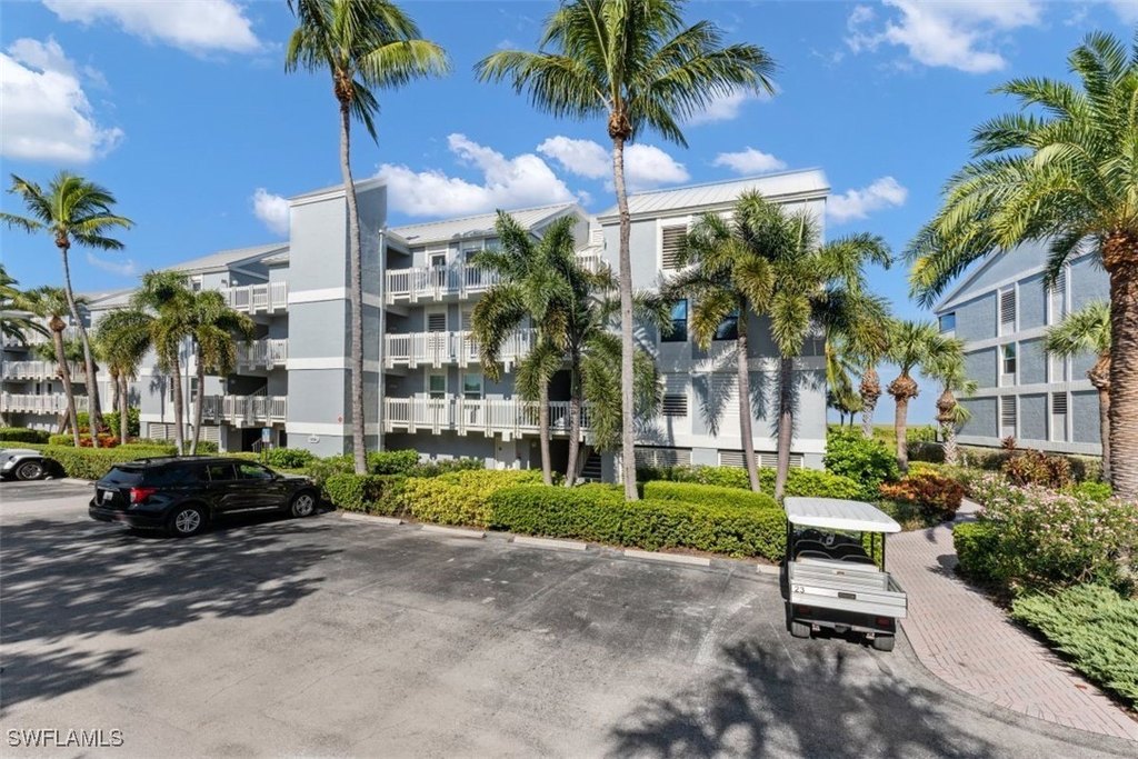 Captiva, Florida, 33924, United States, 4 Bedrooms Bedrooms, ,3 BathroomsBathrooms,Residential,Forsale,1886375