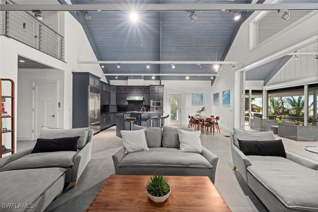Captiva, Florida, 33924, United States, 5 Bedrooms Bedrooms, ,4.5 BathroomsBathrooms,Residential,Forsale,1886344