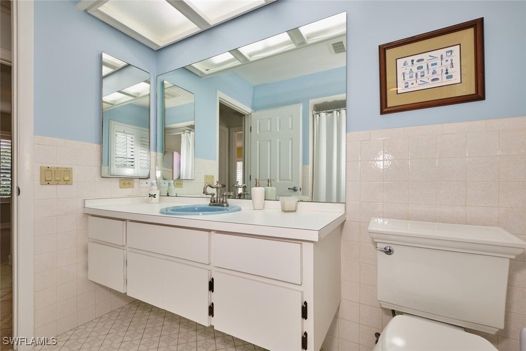 Fort Myers, Florida, 33912, United States, 3 Bedrooms Bedrooms, ,2.5 BathroomsBathrooms,Residential,Forsale,1971959