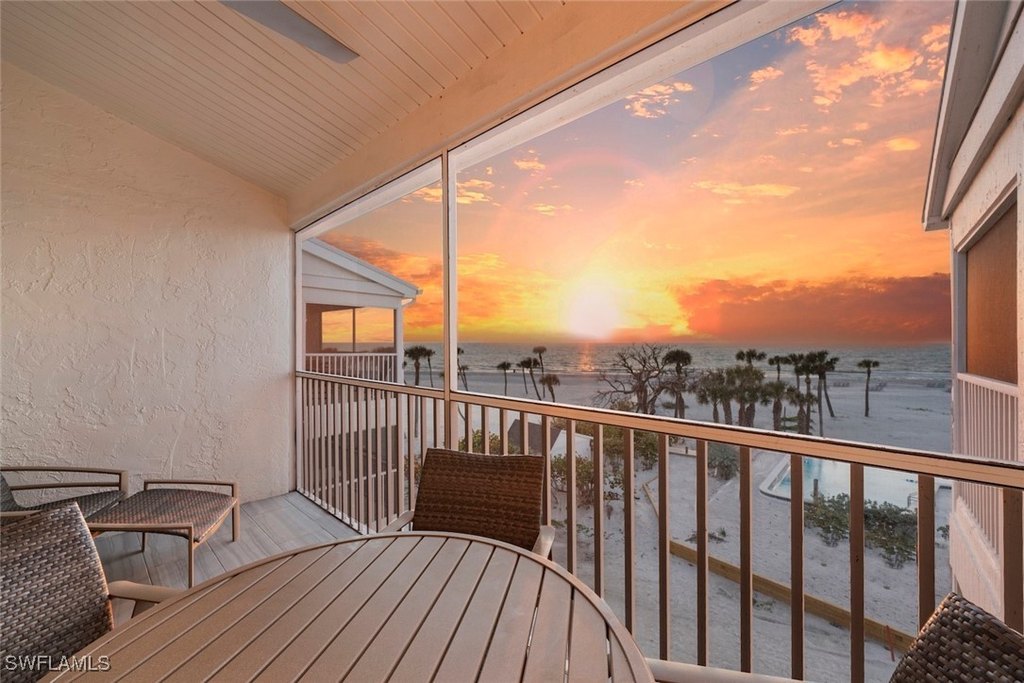 Captiva, Florida, 33924, United States, 4 Bedrooms Bedrooms, ,3 BathroomsBathrooms,Residential,Forsale,1886375