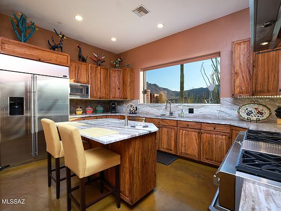 Tucson, Arizona, 85745, United States, 4 Bedrooms Bedrooms, ,3 BathroomsBathrooms,Residential,Forsale,1893884