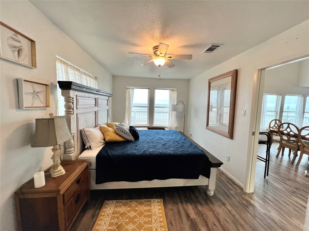 Freeport, Texas, 77541, United States, 3 Bedrooms Bedrooms, ,2 BathroomsBathrooms,Residential,Forsale,1889085