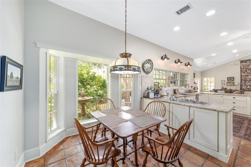 MORRISTON, Florida, 32668, United States, 4 Bedrooms Bedrooms, ,2.5 BathroomsBathrooms,Residential,Forsale,1993988