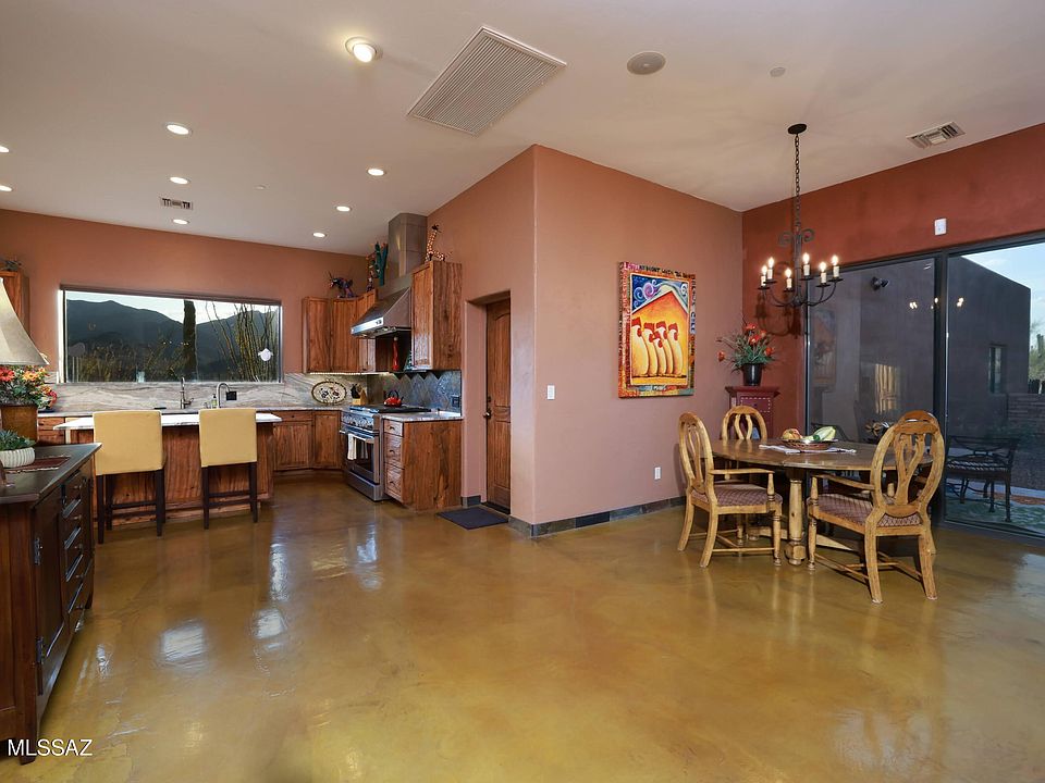 Tucson, Arizona, 85745, United States, 4 Bedrooms Bedrooms, ,3 BathroomsBathrooms,Residential,Forsale,1893884