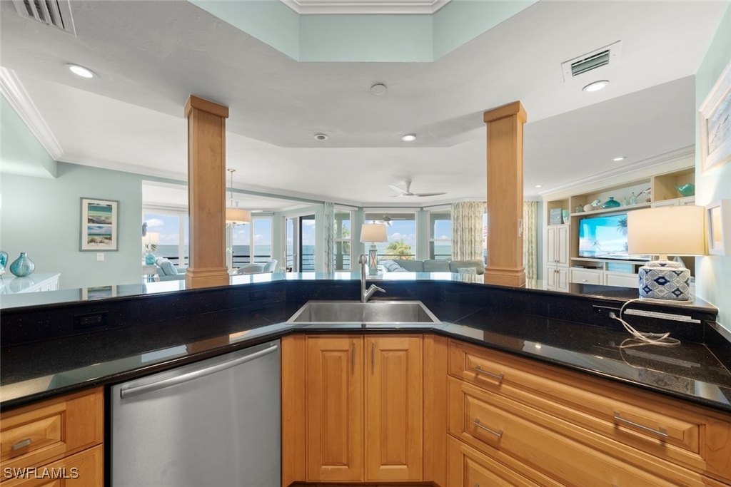 Captiva, Florida, 33924, United States, 3 Bedrooms Bedrooms, ,3 BathroomsBathrooms,Residential,Forsale,1886389