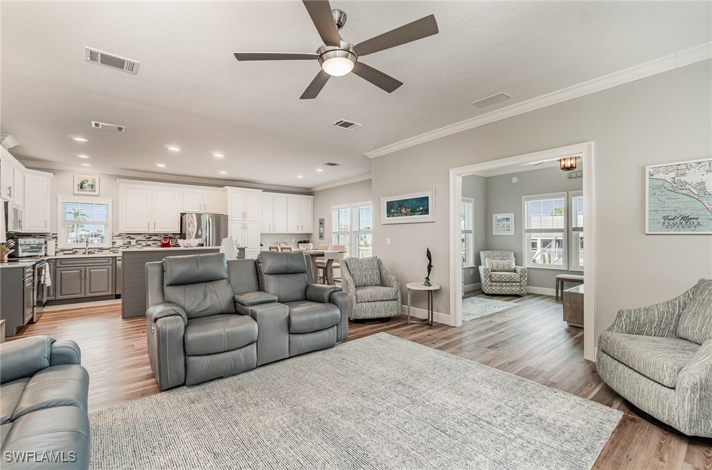 Fort Myers Beach, Florida, 33931, United States, 2 Bedrooms Bedrooms, ,2 BathroomsBathrooms,Residential,Forsale,2004772