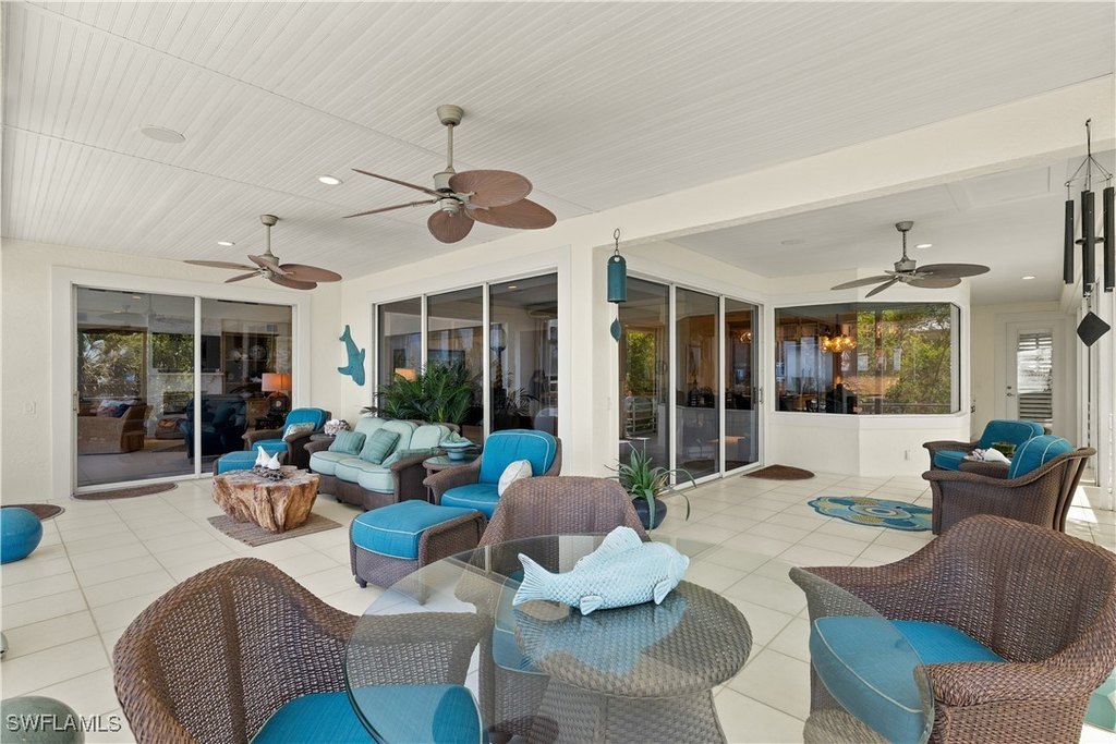 Captiva, Florida, 33924, United States, 5 Bedrooms Bedrooms, ,5.5 BathroomsBathrooms,Residential,Forsale,1971943