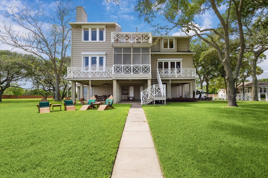 La Porte, Texas, 77571, United States, 5 Bedrooms Bedrooms, ,5.5 BathroomsBathrooms,Residential,Forsale,1954149