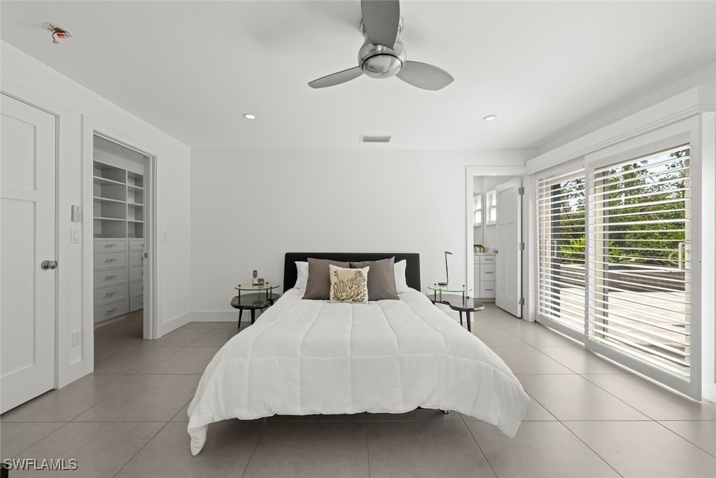 Captiva, Florida, 33924, United States, 3 Bedrooms Bedrooms, ,3.5 BathroomsBathrooms,Residential,Forsale,1886393