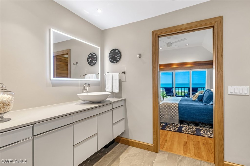 Sanibel, Florida, 33957, United States, 4 Bedrooms Bedrooms, ,4.5 BathroomsBathrooms,Residential,Forsale,1971933