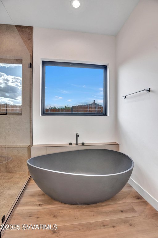 Sedona, Arizona, 86336, United States, 5 Bedrooms Bedrooms, ,5 BathroomsBathrooms,Residential,Forsale,1919195