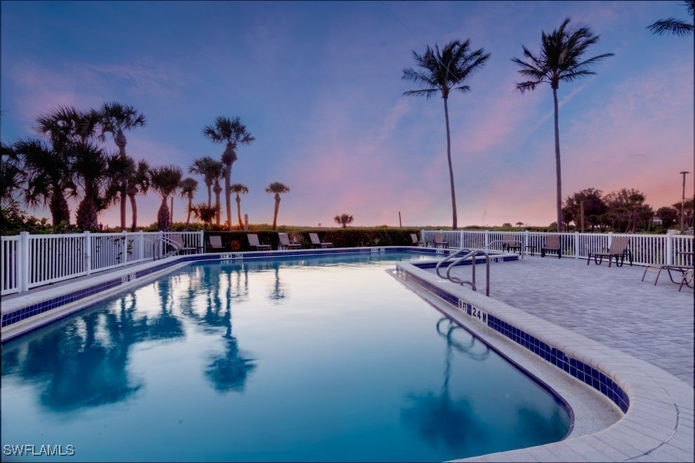 Captiva, Florida, 33924, United States, 4 Bedrooms Bedrooms, ,3 BathroomsBathrooms,Residential,Forsale,1886375