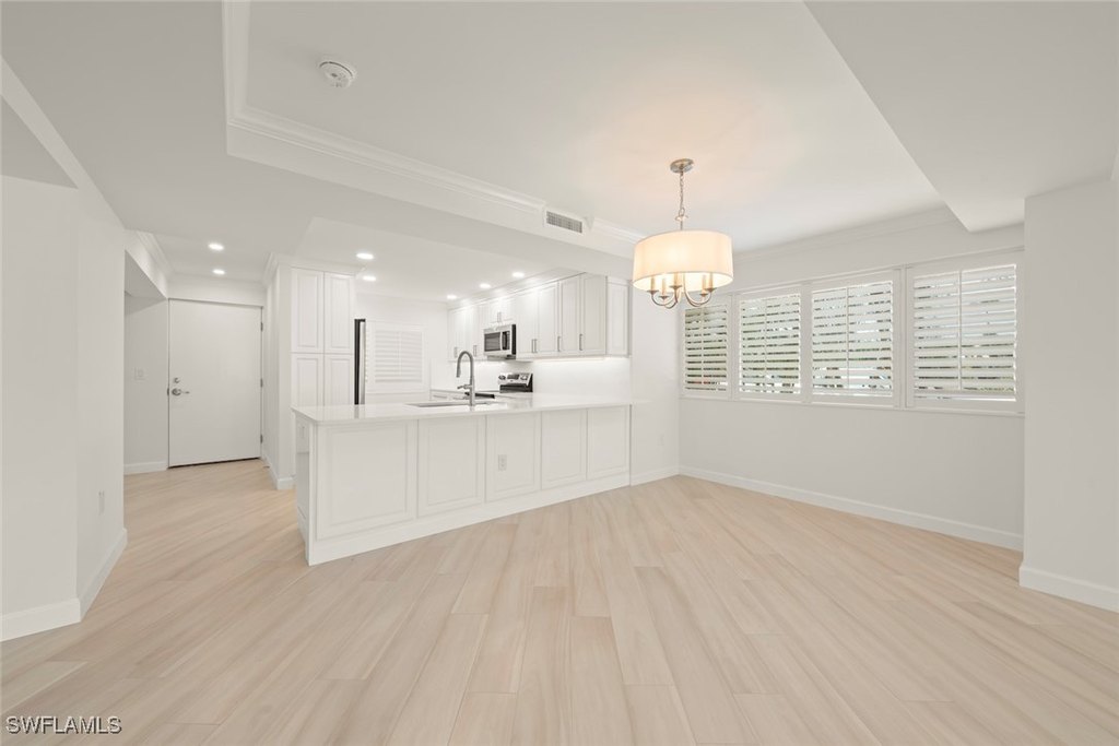 Sanibel, Florida, 33957, United States, 2 Bedrooms Bedrooms, ,2 BathroomsBathrooms,Residential,Forsale,1886387