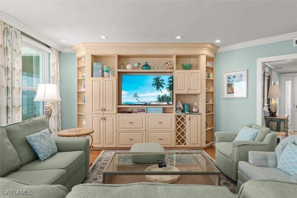 Captiva, Florida, 33924, United States, 3 Bedrooms Bedrooms, ,3 BathroomsBathrooms,Residential,Forsale,1886389