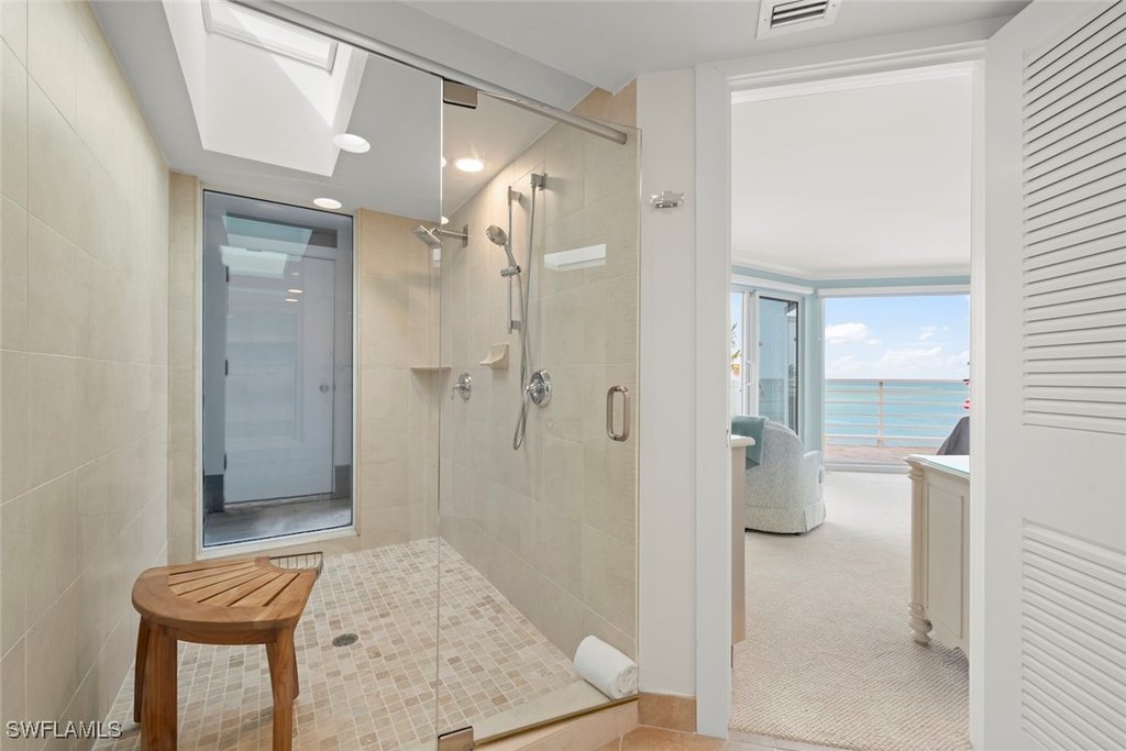 Captiva, Florida, 33924, United States, 3 Bedrooms Bedrooms, ,3 BathroomsBathrooms,Residential,Forsale,1886389