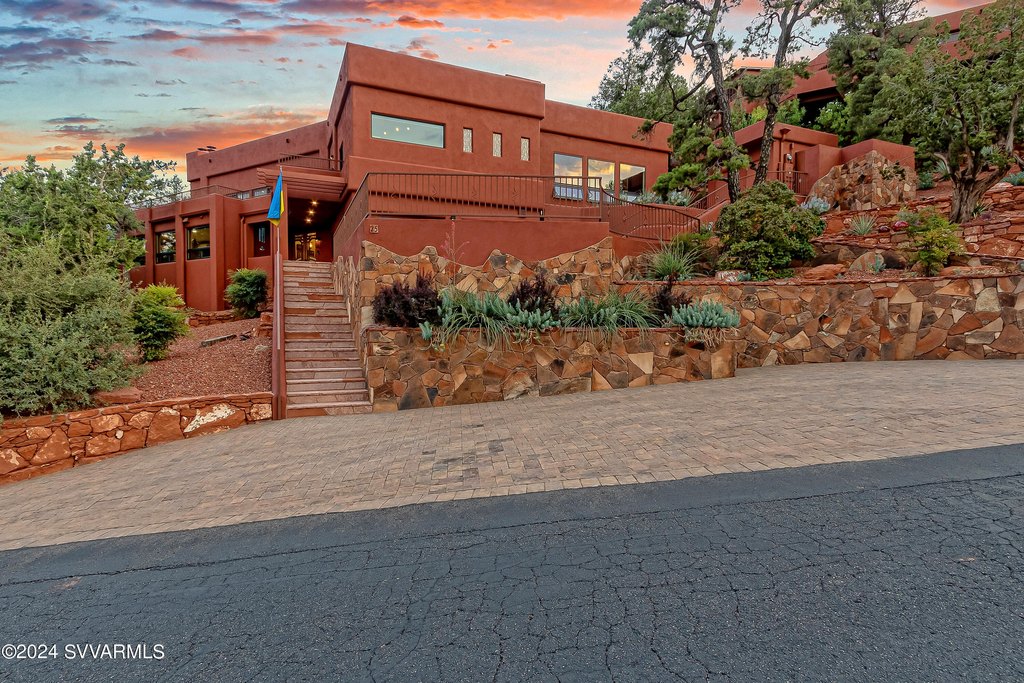 Sedona, Arizona, 86336, United States, 6 Bedrooms Bedrooms, ,7 BathroomsBathrooms,Residential,Forsale,1883882