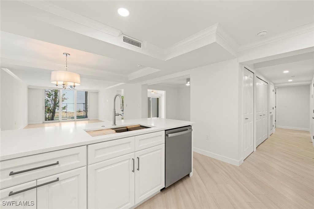 Sanibel, Florida, 33957, United States, 2 Bedrooms Bedrooms, ,2 BathroomsBathrooms,Residential,Forsale,1886387