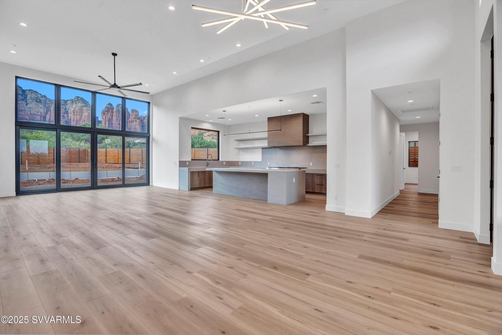 Sedona, Arizona, 86336, United States, 5 Bedrooms Bedrooms, ,5 BathroomsBathrooms,Residential,Forsale,1919195