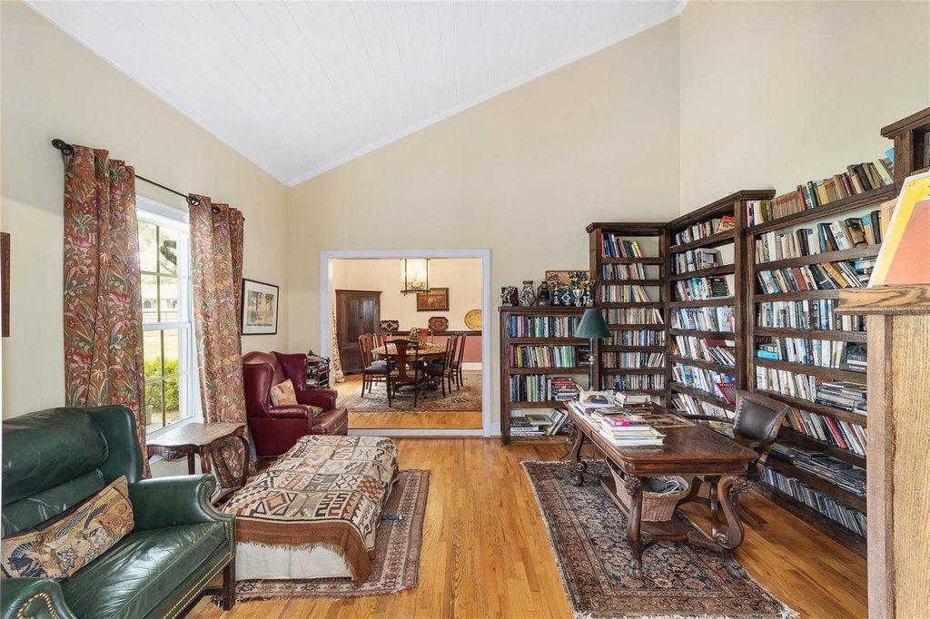 MORRISTON, Florida, 32668, United States, 4 Bedrooms Bedrooms, ,2.5 BathroomsBathrooms,Residential,Forsale,1993988