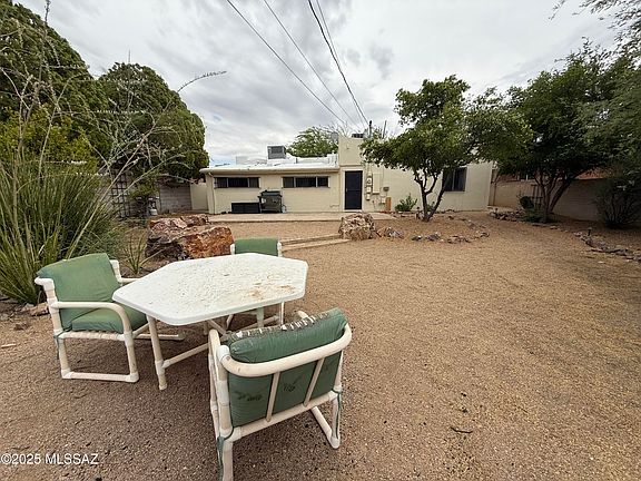 Tucson, Arizona, 85719, United States, 3 Bedrooms Bedrooms, ,2 BathroomsBathrooms,Residential,Forsale,1893883