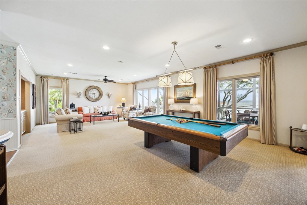 La Porte, Texas, 77571, United States, 5 Bedrooms Bedrooms, ,5.5 BathroomsBathrooms,Residential,Forsale,1954149