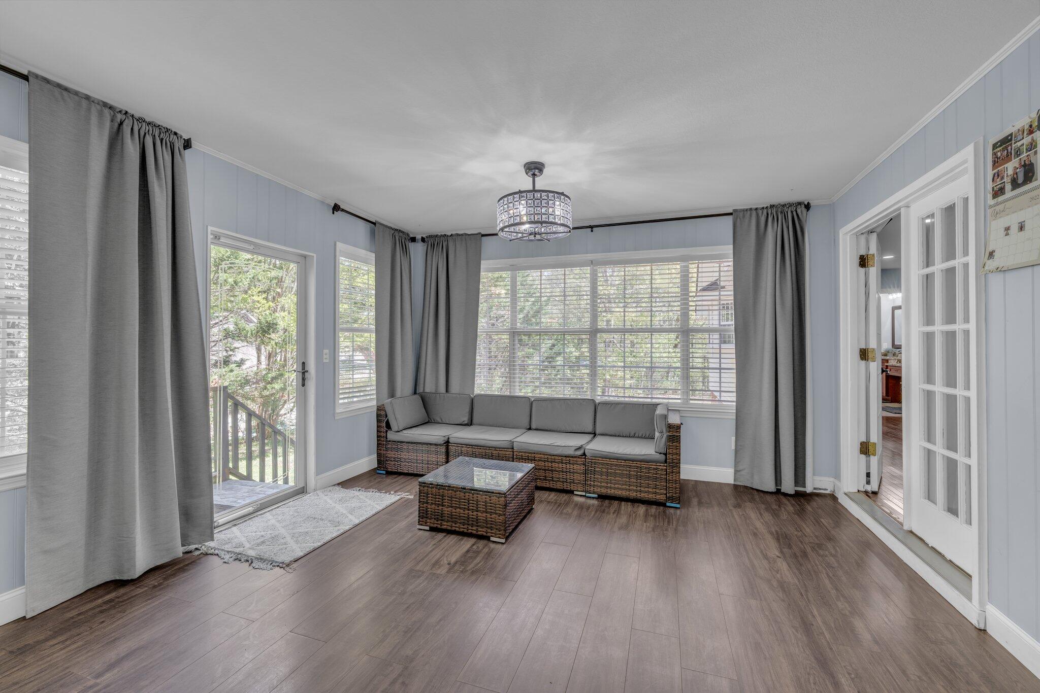 Chattanooga, Tennessee, 37419, United States, 4 Bedrooms Bedrooms, ,3 BathroomsBathrooms,Residential,Forsale,1894443