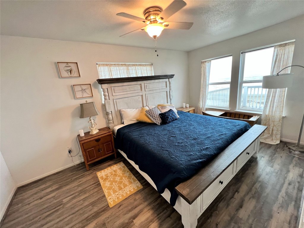 Freeport, Texas, 77541, United States, 3 Bedrooms Bedrooms, ,2 BathroomsBathrooms,Residential,Forsale,1889085