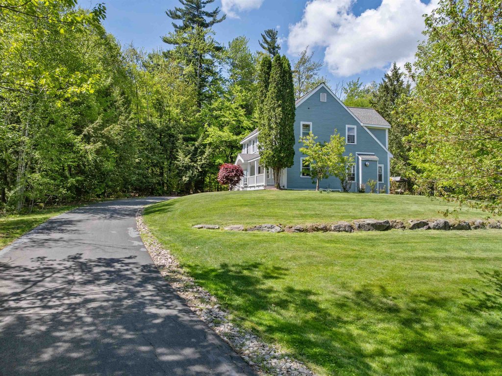 Laconia, New Hampshire, 03246, United States, 3 Bedrooms Bedrooms, ,2.5 BathroomsBathrooms,Residential,Forsale,1968474