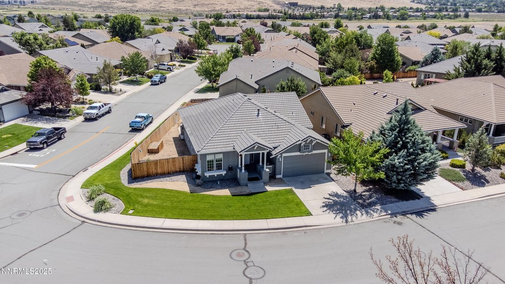 Sparks, Nevada, 89436, United States, 3 Bedrooms Bedrooms, ,2 BathroomsBathrooms,Residential,Forsale,1910317