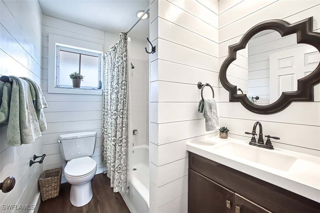 Sanibel, Florida, 33957, United States, 3 Bedrooms Bedrooms, ,3 BathroomsBathrooms,Residential,Forsale,1971953