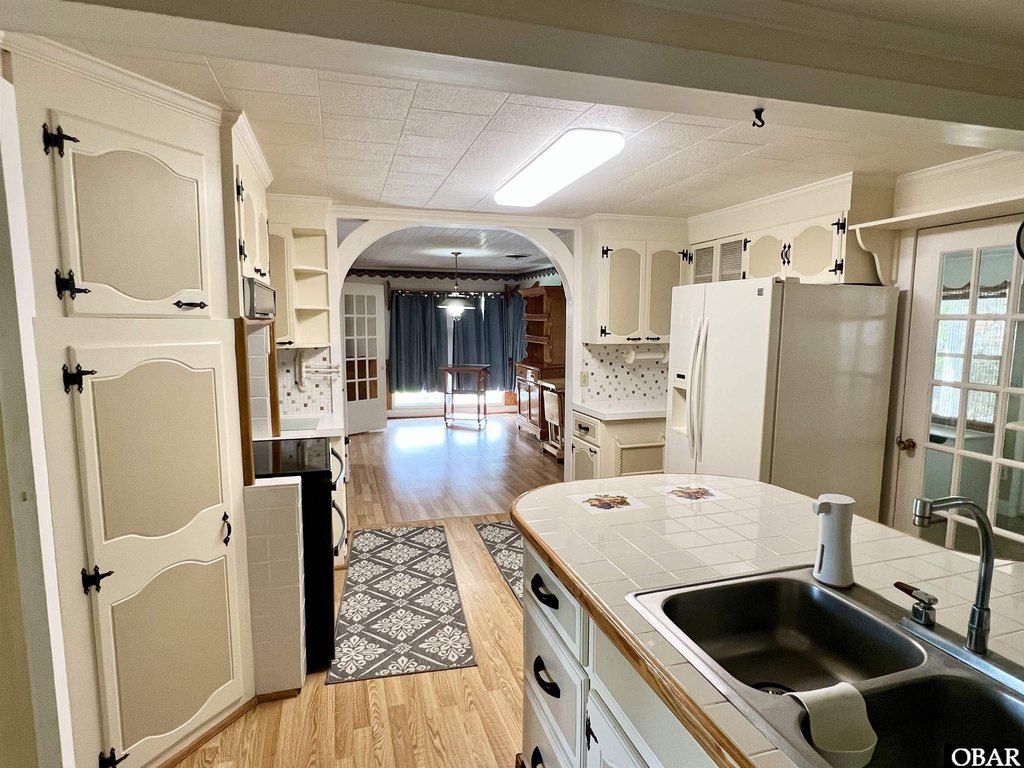 Manns Harbor, North Carolina, 27953, United States, 3 Bedrooms Bedrooms, ,2 BathroomsBathrooms,Residential,Forsale,1914385