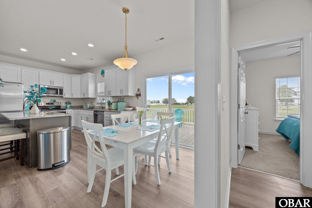 Coinjock, North Carolina, 27923, United States, 4 Bedrooms Bedrooms, ,2 BathroomsBathrooms,Residential,Forsale,1914386