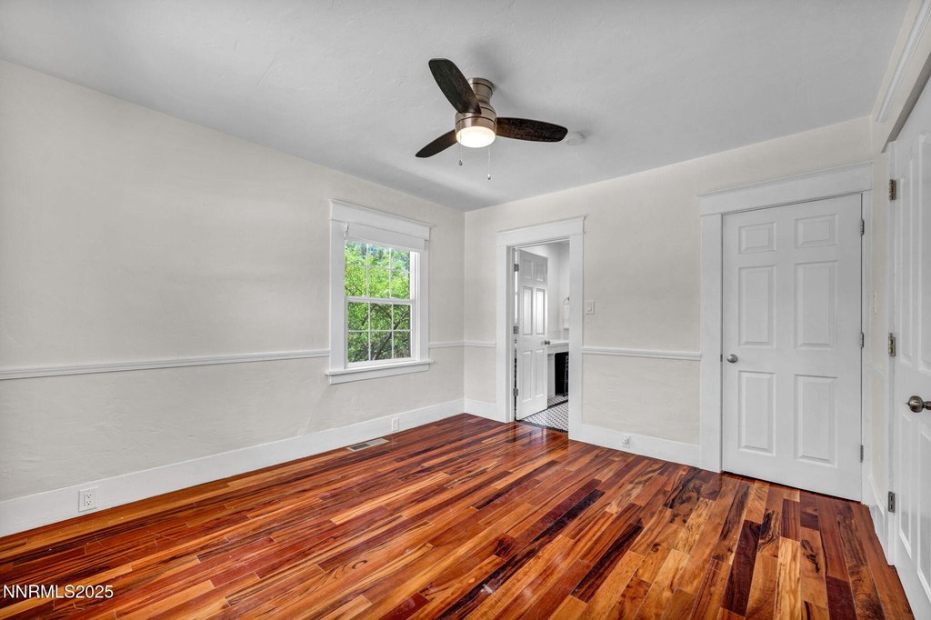 Reno, Nevada, 89503, United States, 2 Bedrooms Bedrooms, ,1 BathroomBathrooms,Residential,Forsale,1993740