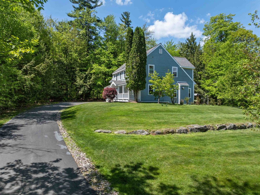 Laconia, New Hampshire, 03246, United States, 3 Bedrooms Bedrooms, ,2.5 BathroomsBathrooms,Residential,Forsale,1968474